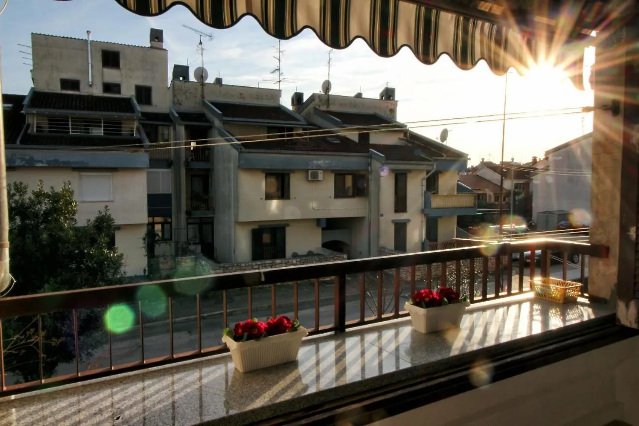 Apartment Karla Ρόβινι Κροατία